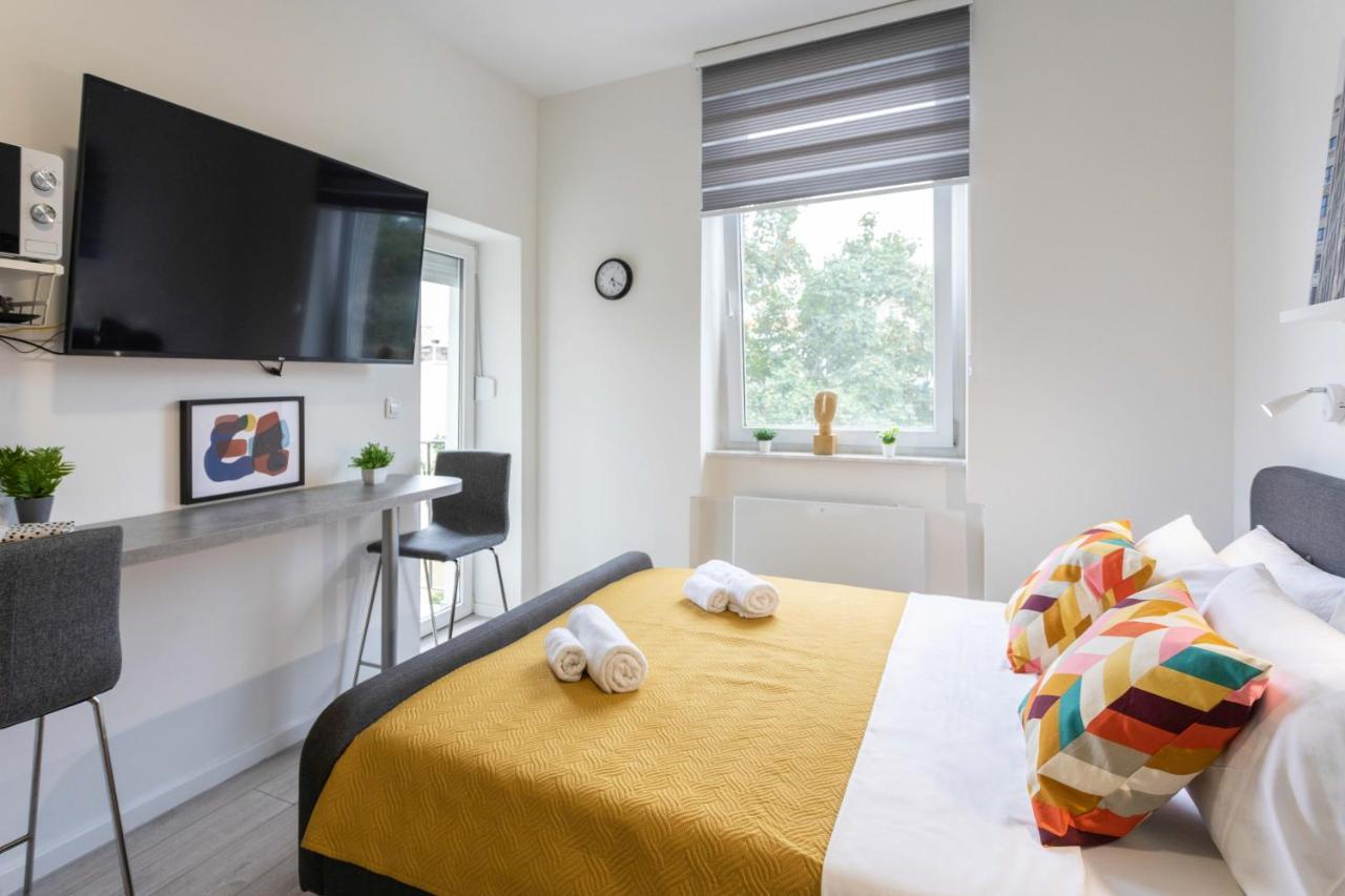Bright And Modern Apartments In City Center Zagreb Exteriör bild