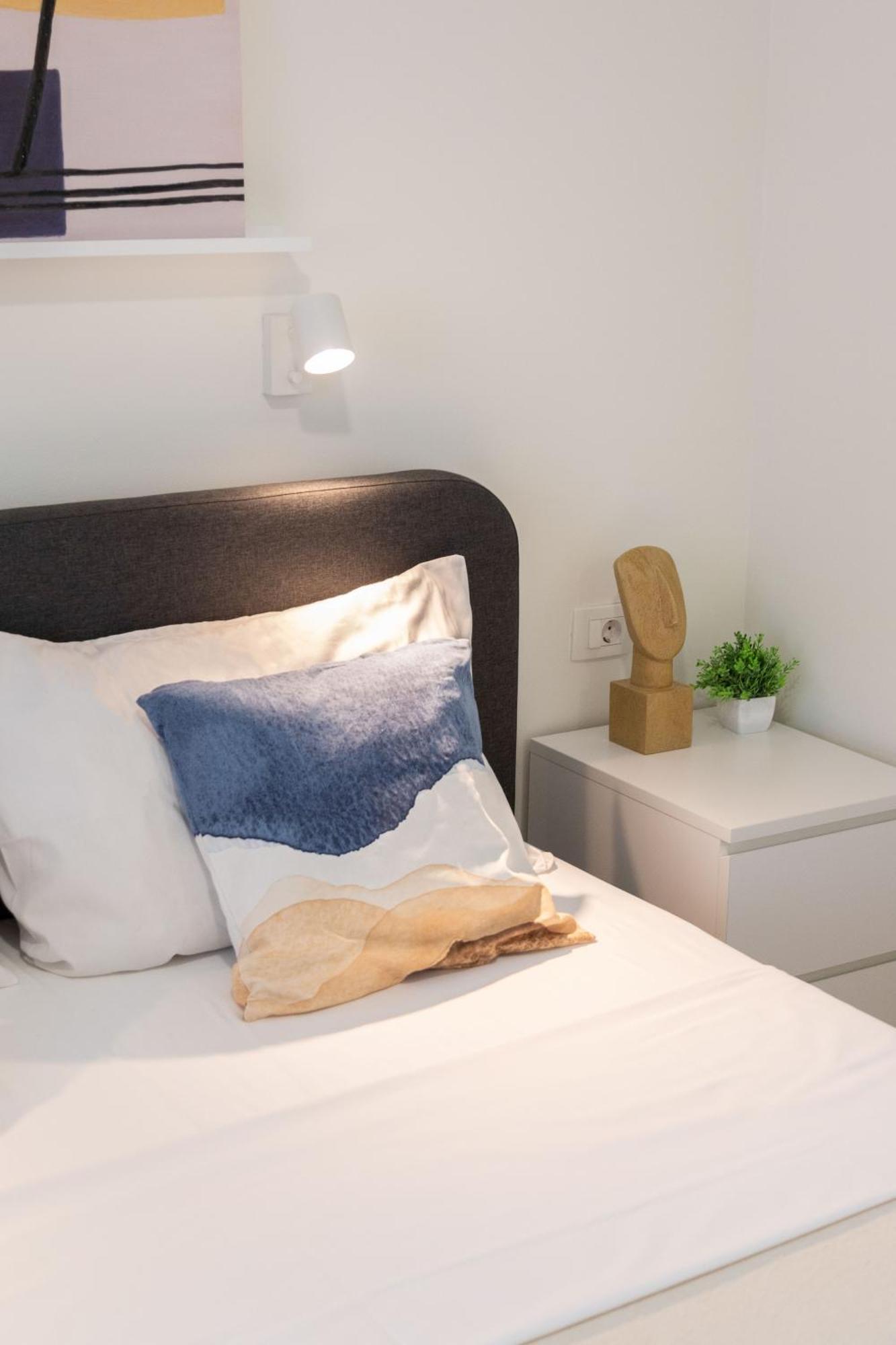Bright And Modern Apartments In City Center Zagreb Exteriör bild